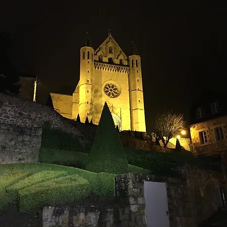 Holiday home Maisons Du Perigord Cote Vezere Terrasson-Lavilledieu
